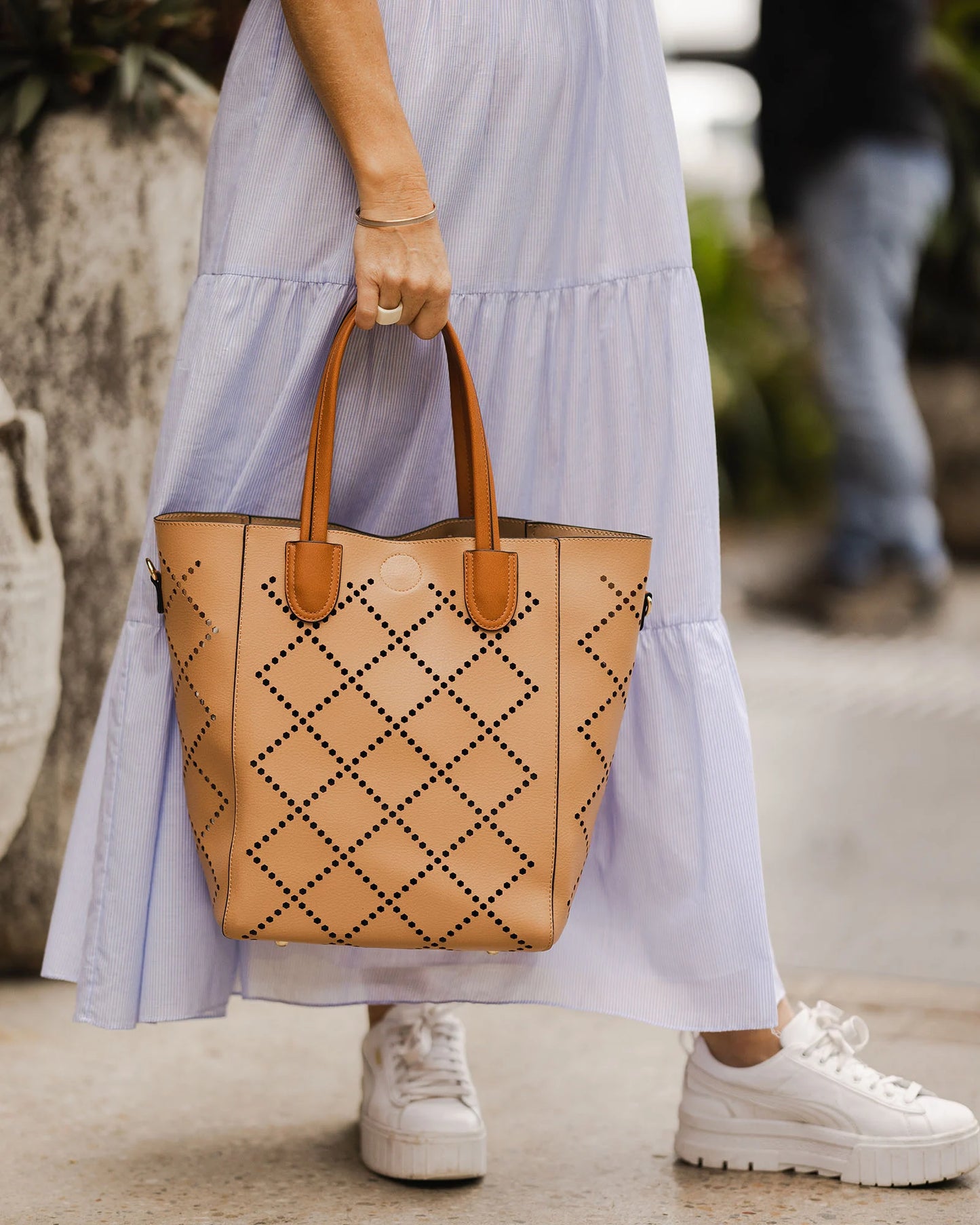 Bermuda Tote Bag