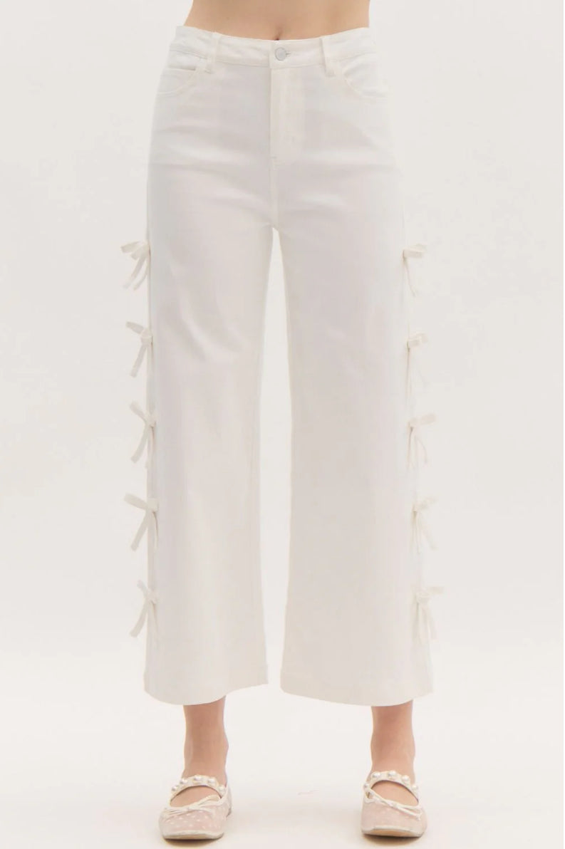 White- Cropped Mid Rise Denim Jeans w/ Mini Bows at the Side