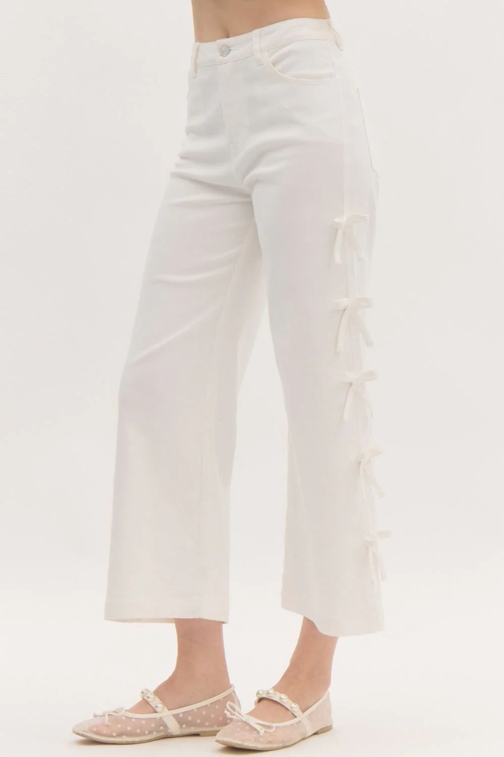 White- Cropped Mid Rise Denim Jeans w/ Mini Bows at the Side