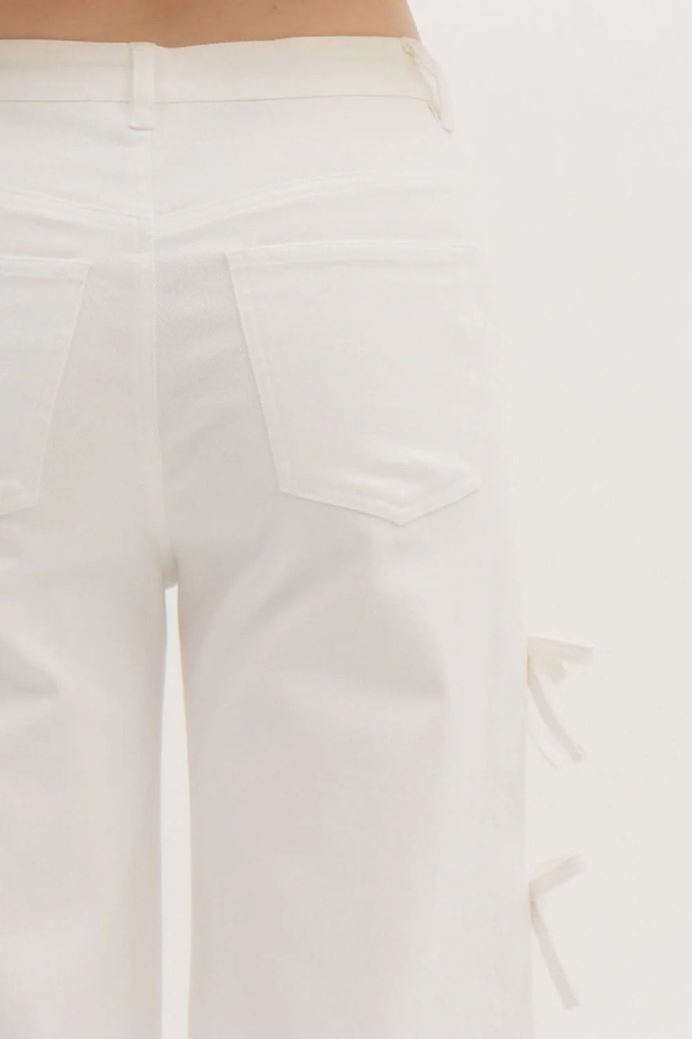 White- Cropped Mid Rise Denim Jeans w/ Mini Bows at the Side