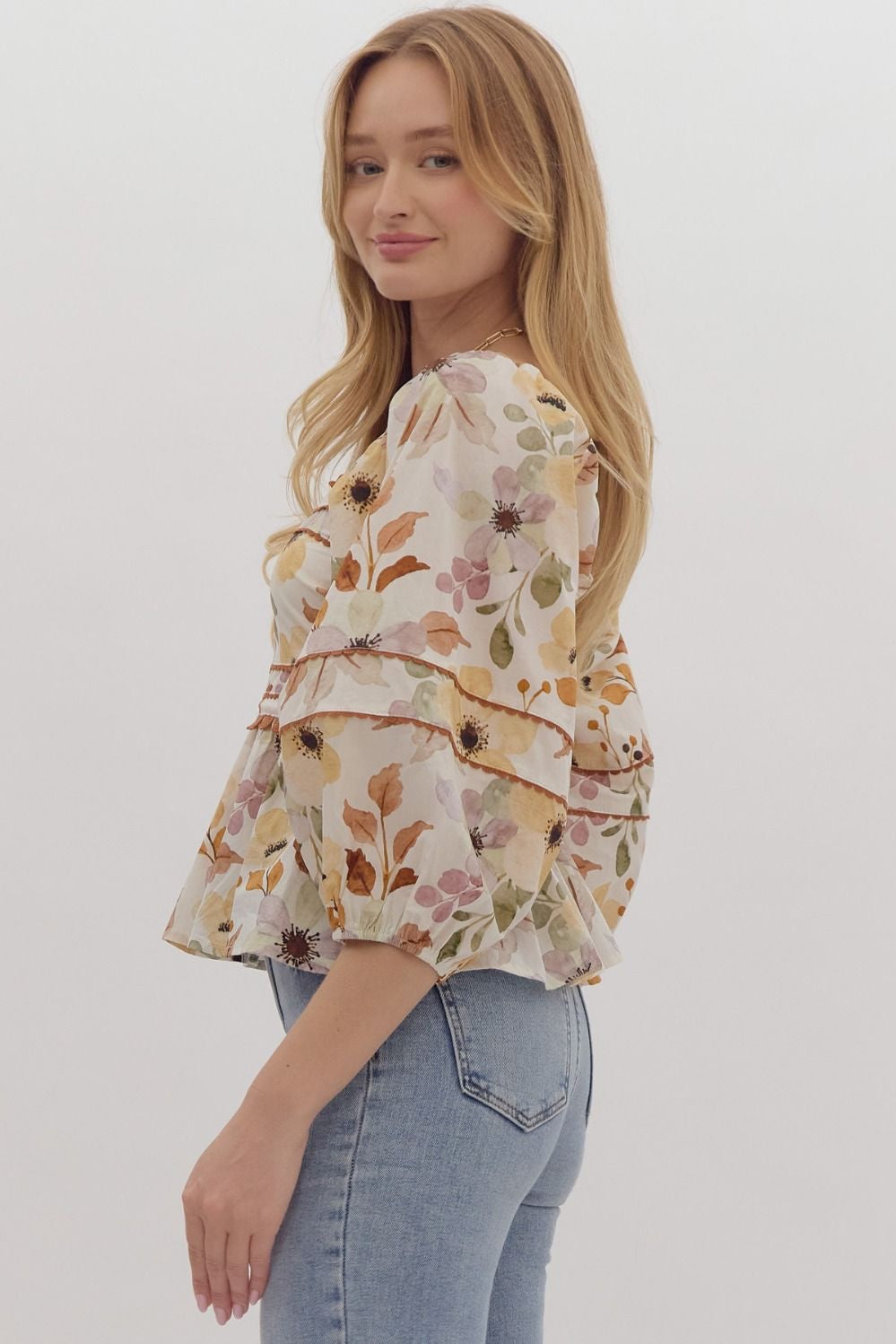 Floral Print Elasticized 3/4 Sleeve Balloon Sleeve Peplum Top