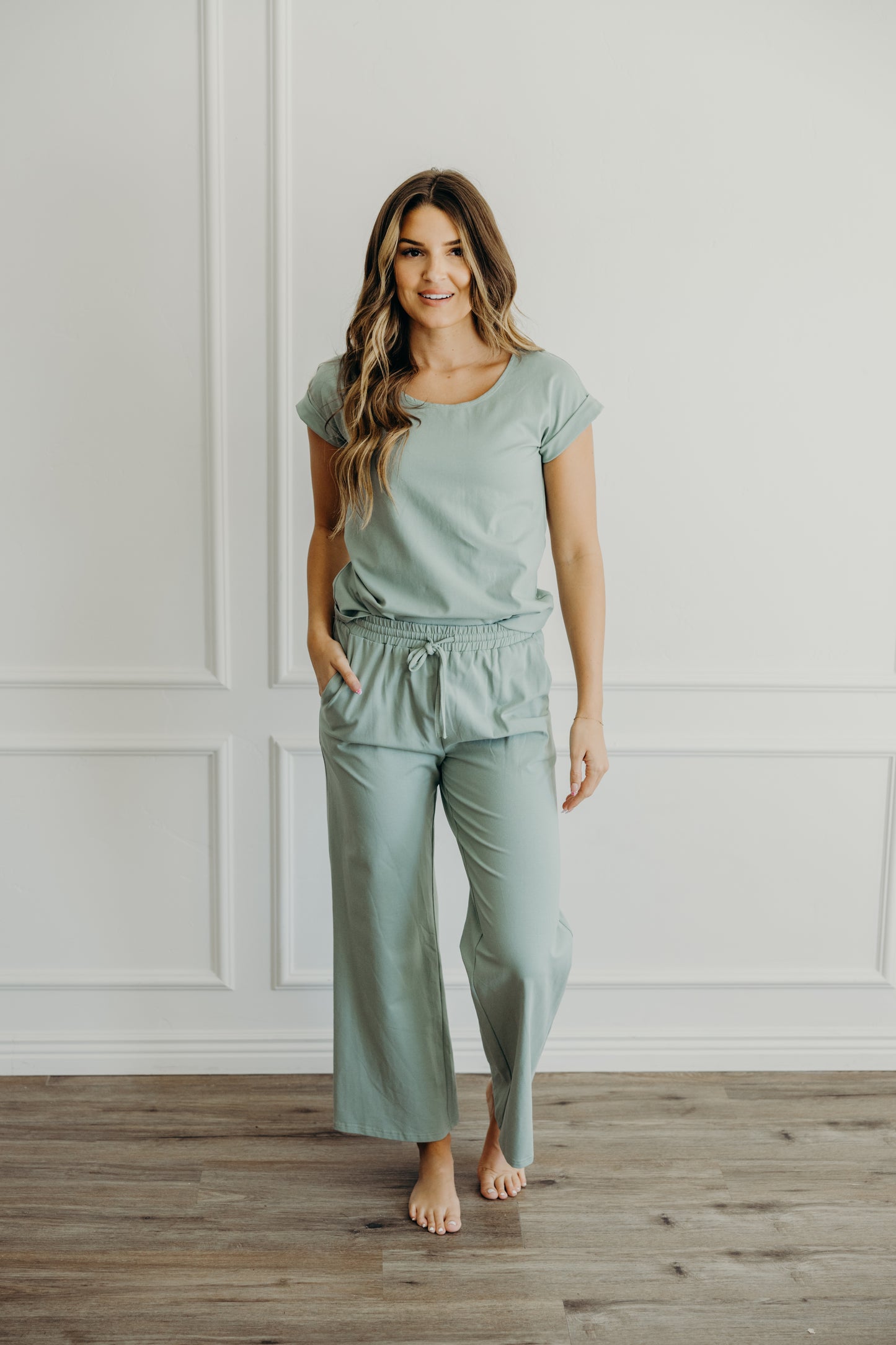 Lounge cuff sleeve tee in milky green