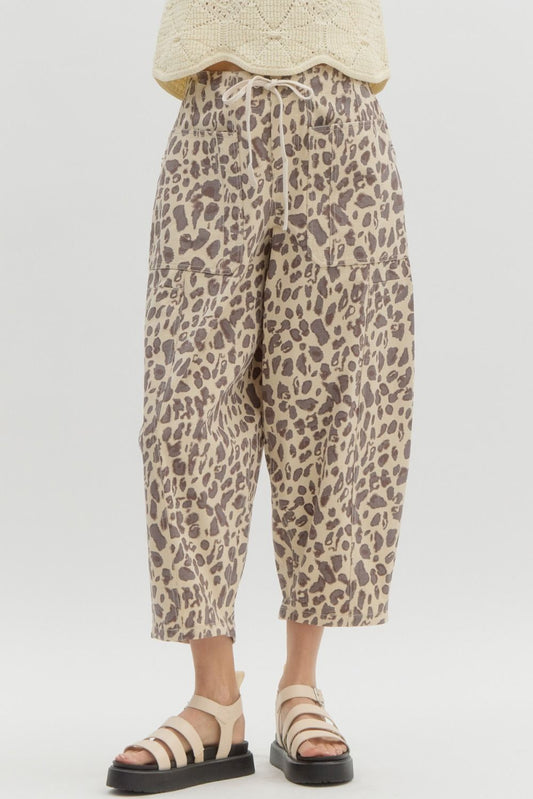 Abstract leopard pattern mid rise ankle length pull-on balloon pants