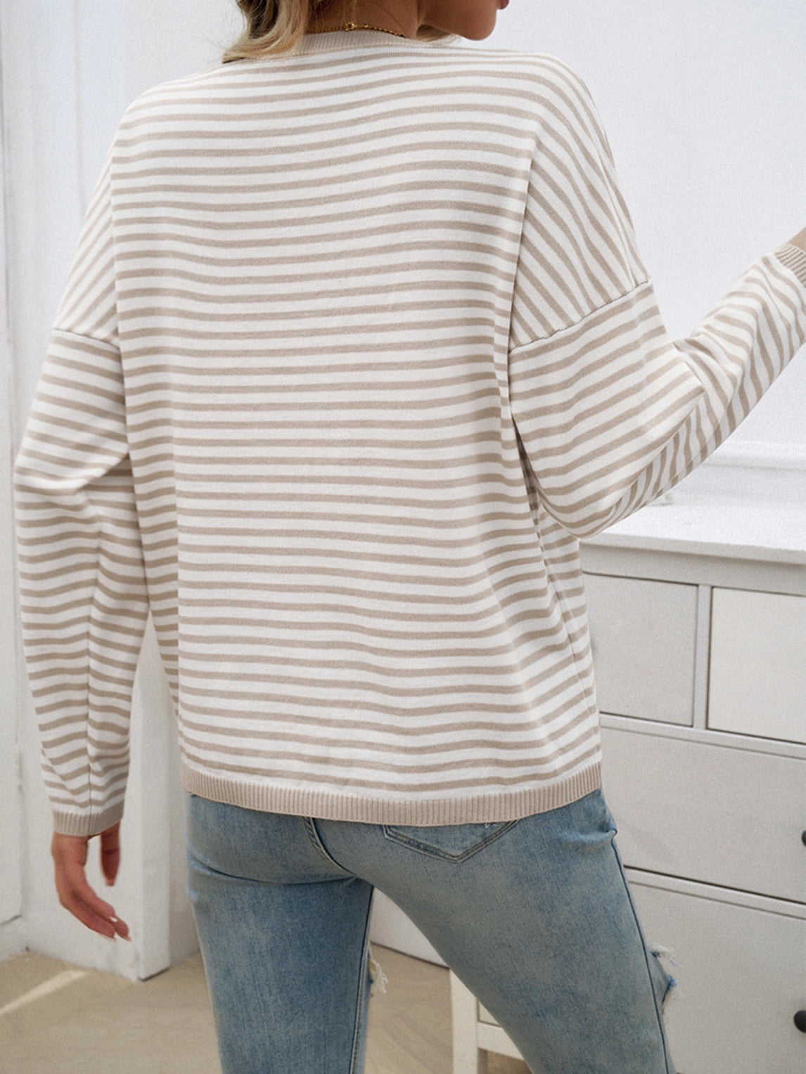 Temperament casual round neck striped sweater