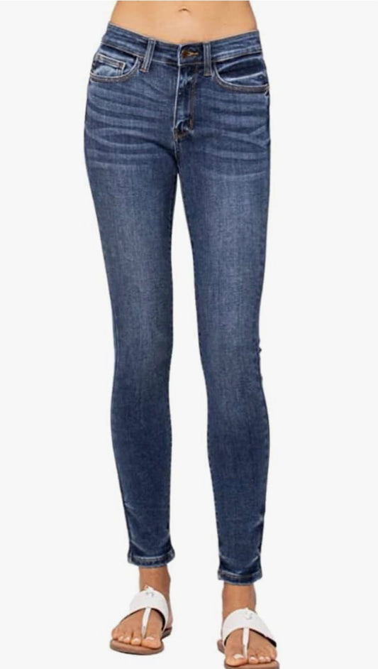 Mid Rise Handsand Classic Slim Fit