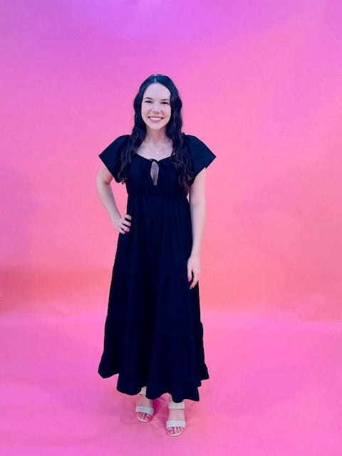 Cross Knot Ruffle Hem Maxi Dress w/ Pockets