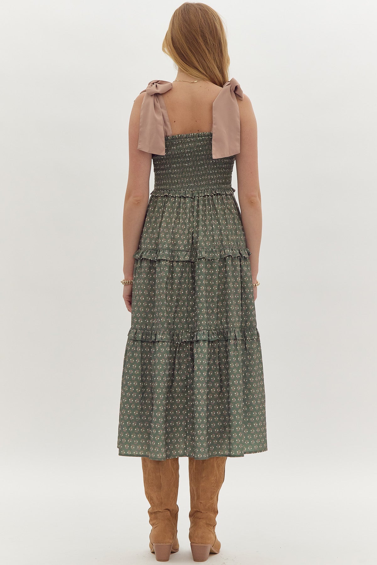 Floral print sq. neck sleeveless tiered midi dress w/ ties at shoulders. Smocking. Pockets.