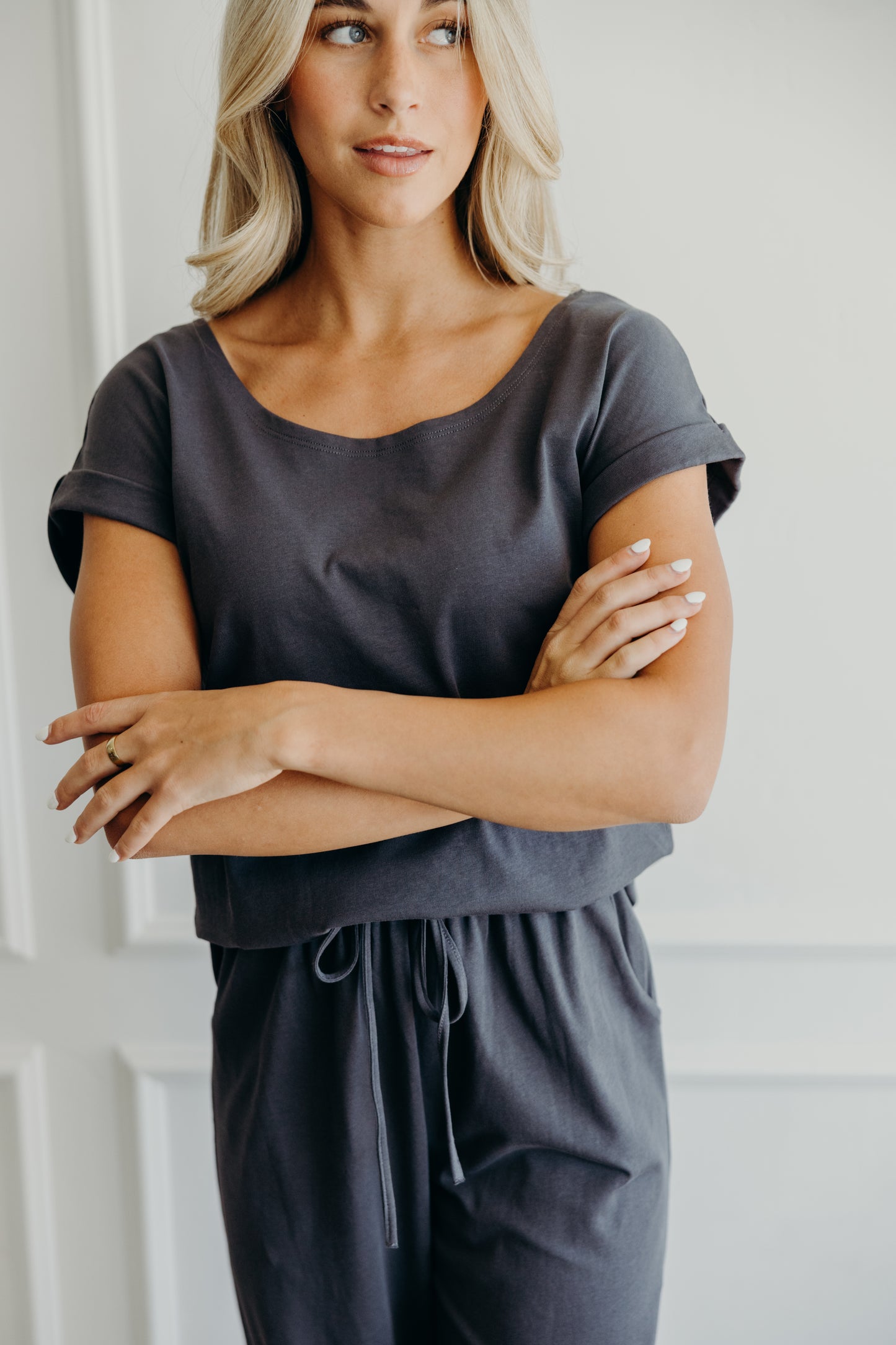 Lounge cuff sleeve tee in moonstone