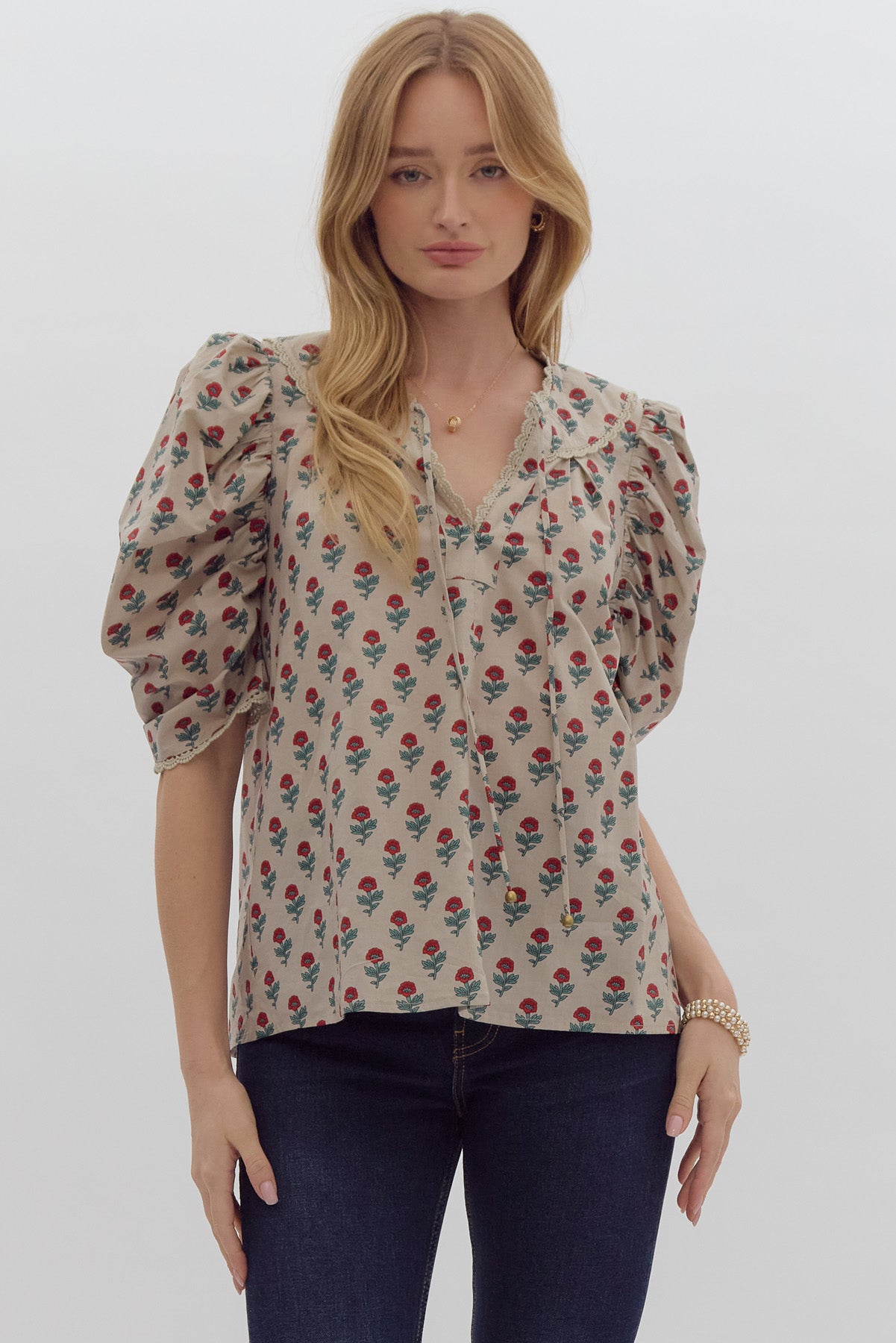 Floral Print V Neck Short Sleeve Top w/ Scalloped Lace Trim Detail & Self Tie at Neck