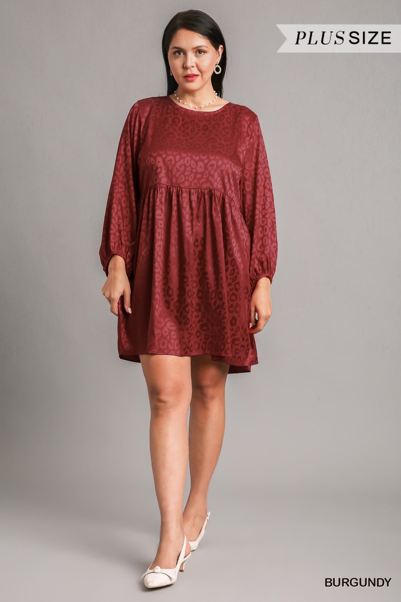 Animal Jacquard Print Long Sleeve Dress w/ Keyhole Back