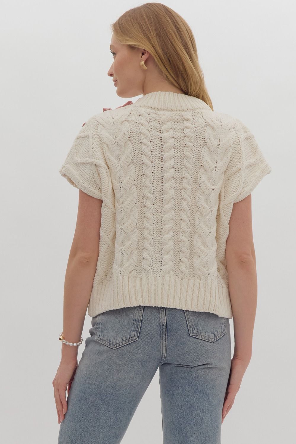 Cable Knit Round Neck Sweater Short Sleeve Sweater w/ Contrast Bow Detail