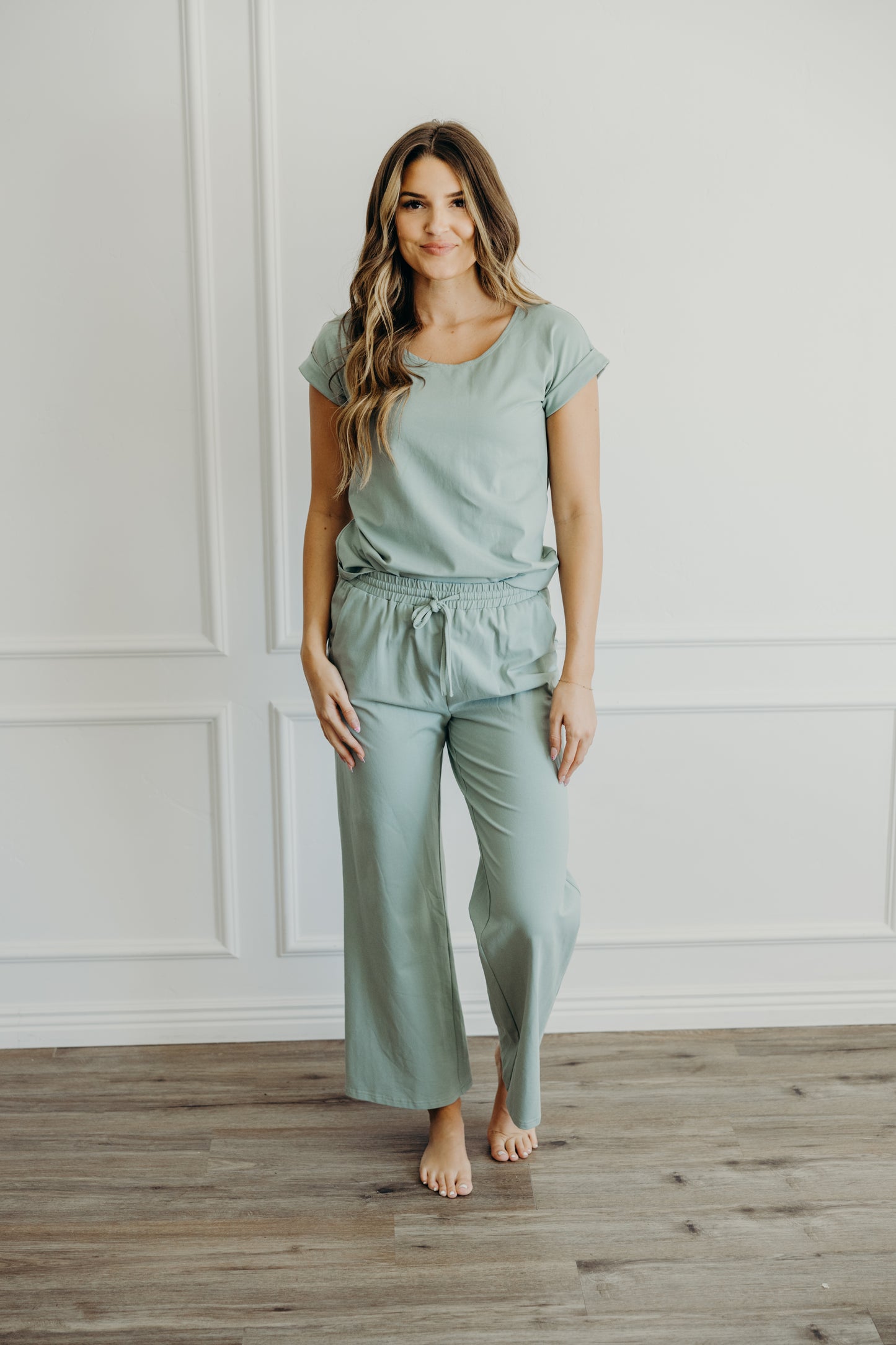 Lounge cuff sleeve tee in milky green