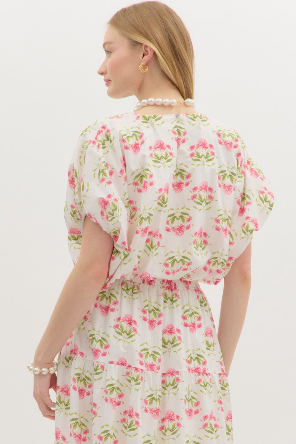 Floral Print Cropped Bubble Pullover w/ Keyhole Button Closure