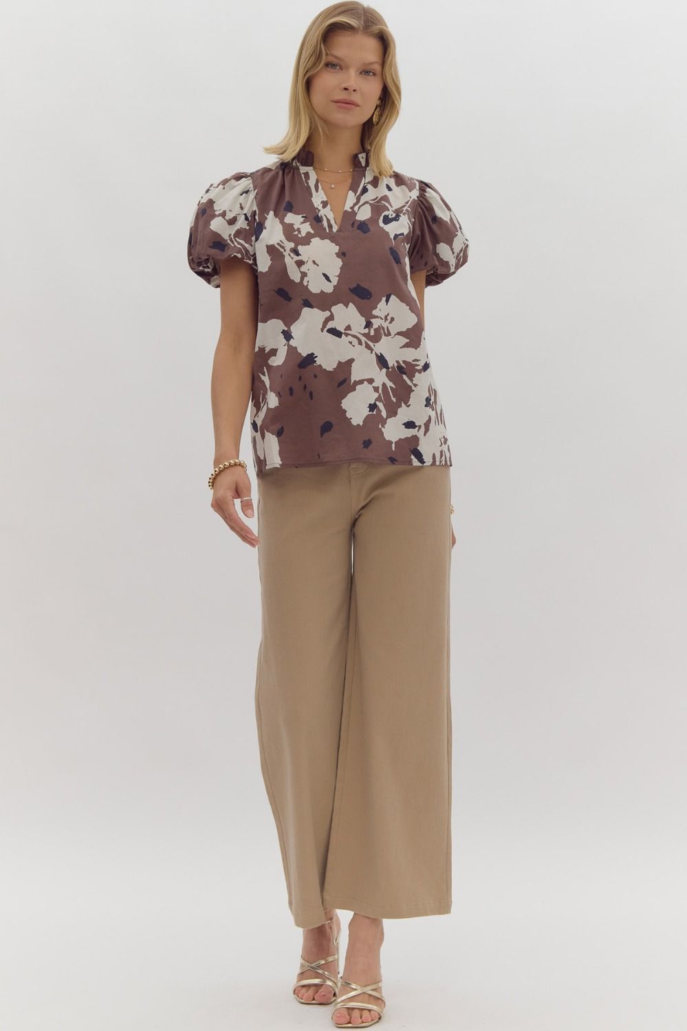 Printed short puff sleeve v-neck top w/ ruffled neckline