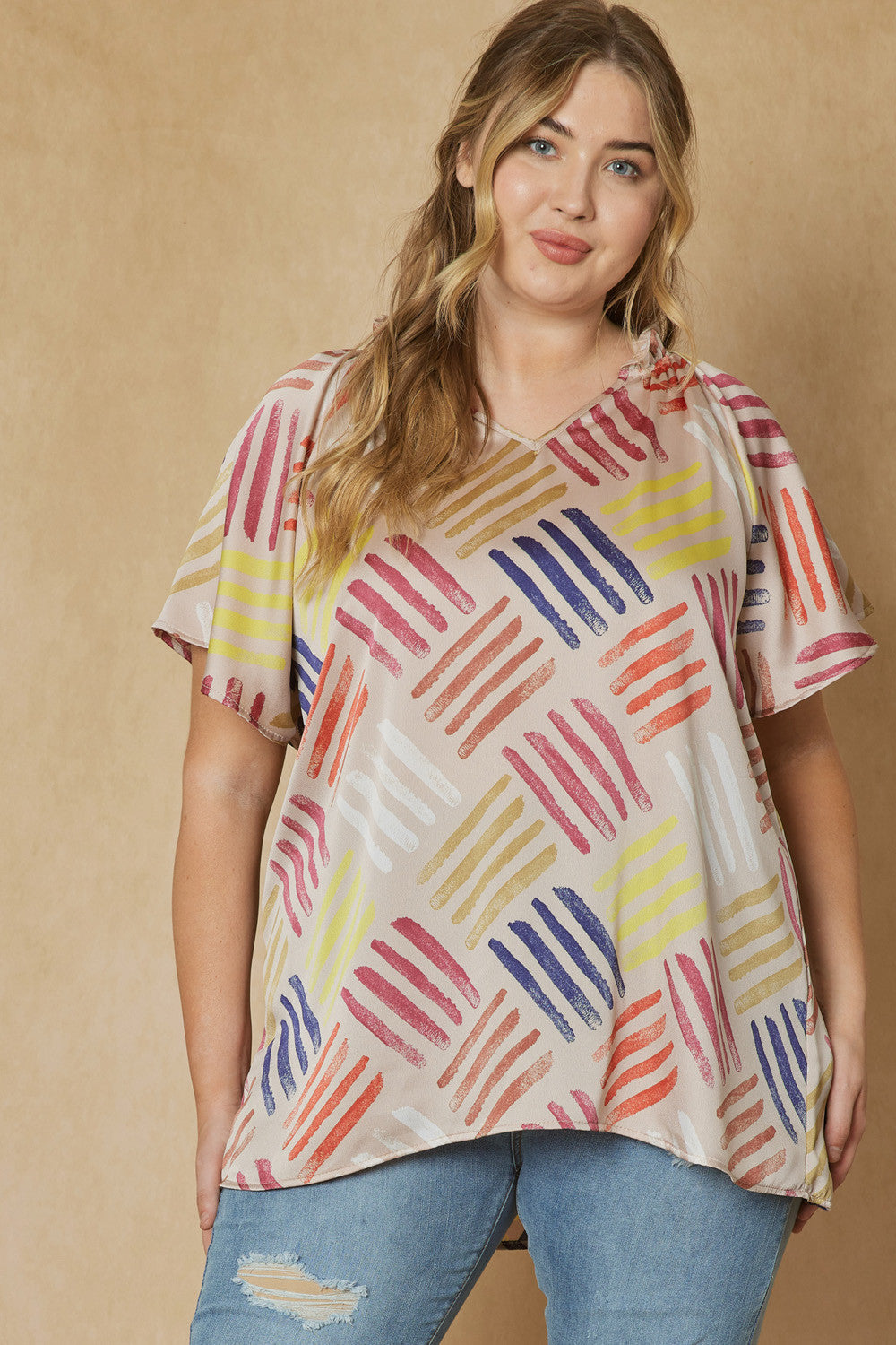 Print v-neck Flutter Sleeve Top w/ Ruffle Neckline